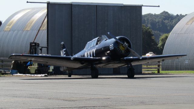 North American T-6 Texan (ZK-ENE) - Heading home.