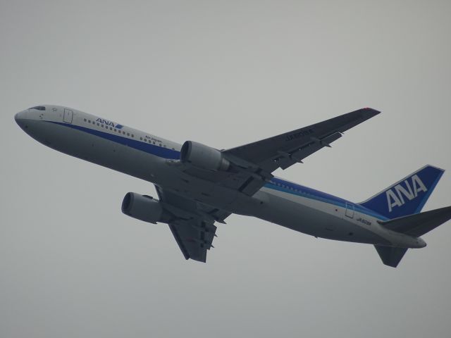 BOEING 767-300 (JA609A)