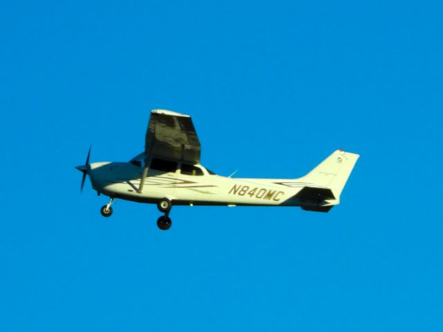 Cessna Skyhawk (N840MC)