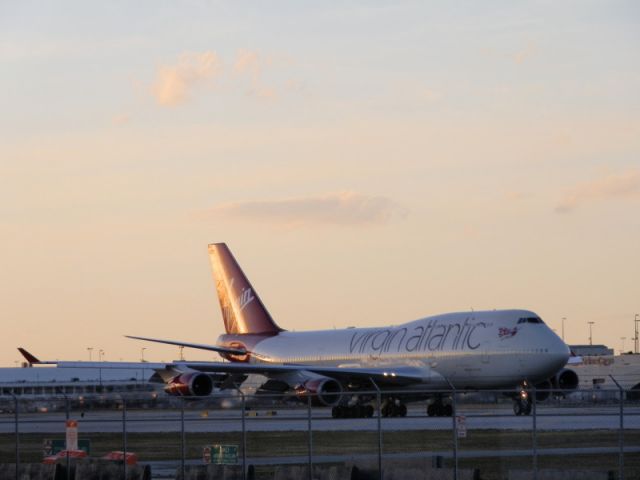 Boeing 747-400 (G-VROC)