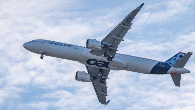 Airbus A321 (D-AVXB)
