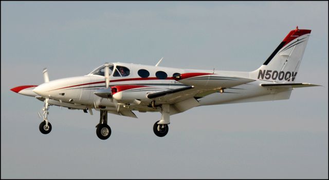 Cessna 340 (N500QV) - Landing, Merced Regional Airport (KMCE)