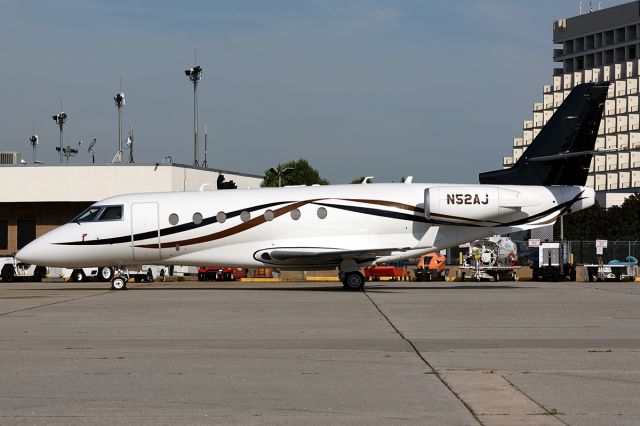 IAI Gulfstream G150 (N52AJ)