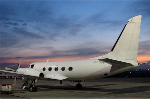Grumman Gulfstream 1 (ZS-OOE) - Early early morning departure to George (FAGG)
