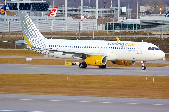 Airbus A320 (EC-MKO)