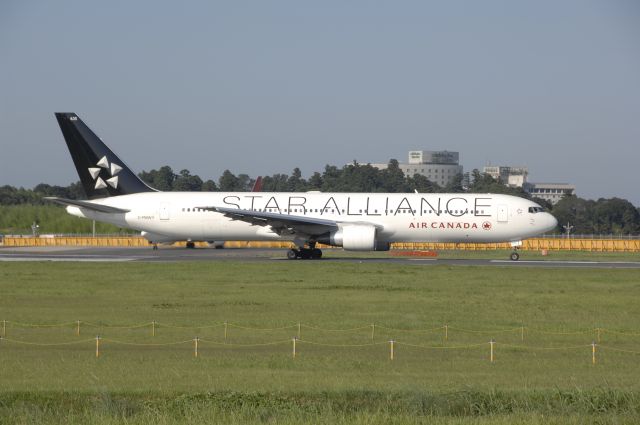 BOEING 767-300 (C-FMWY) - Departure at Narita Intl Airport R/W16R on 2010/7/18 Star Alliance c/s