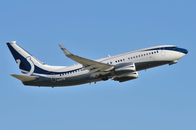 Boeing 737-700 (N101TD) - 23-L. 10-01-21. Colt's owner headed to FLL.