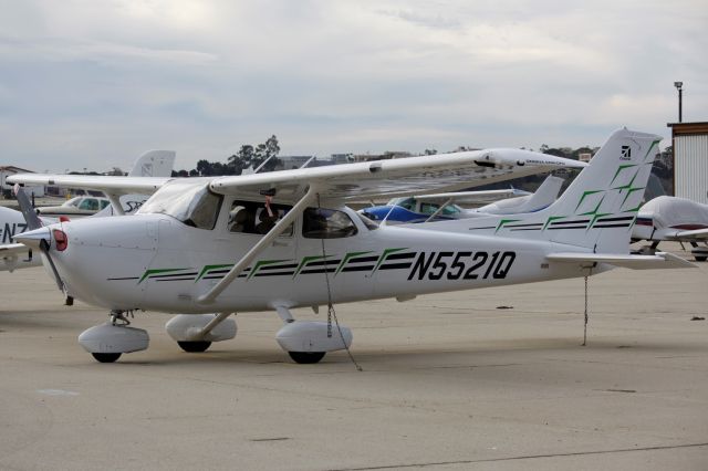 Cessna Skyhawk (N5521Q)