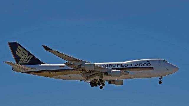 Boeing 747-200 (9V-SFP)