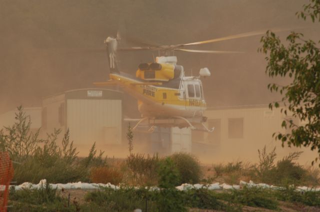 Bell 412 (N412LA) - October 2003 wild land fire in Stevenson Ranch, CA