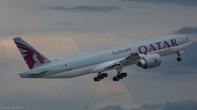 Boeing 777-200 (A7-BFS)