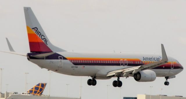 Boeing 737-800 (N917NN)