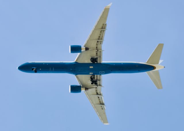 Boeing 757-200 (UNKNOWN) - Recurrent Training flight by U.S. Government at KYNG 