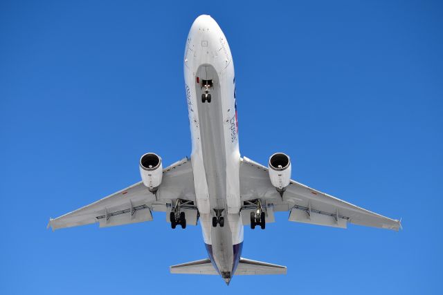 Boeing MD-11 —