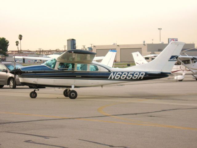 Cessna Centurion (N6859R) - TAXIING AT FULLERTON