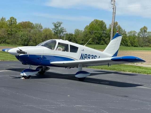 Piper Cherokee (N8936J)