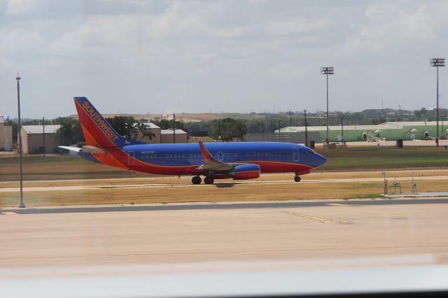 Boeing 737-700 (N639SW)