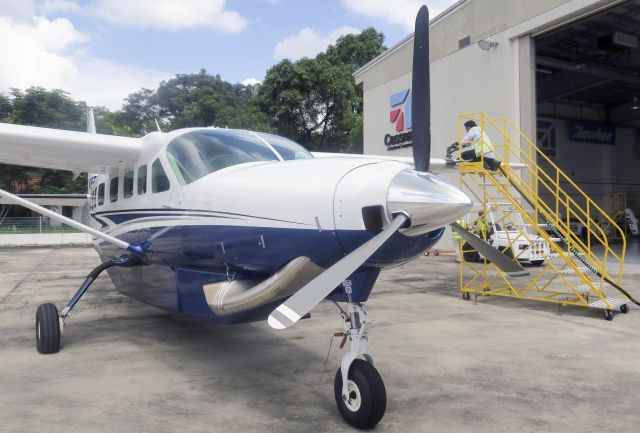 Cessna Caravan (N195EX) - Getting ready for a ferry flight to the USA.