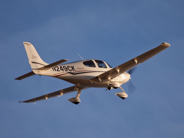 Cirrus SR-22 (N249CK)