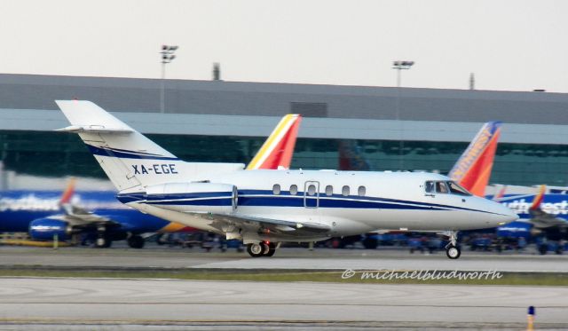 Hawker 800 (XA-EGE)