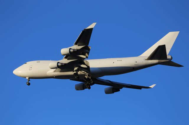 Boeing 747-400 (N712CK)