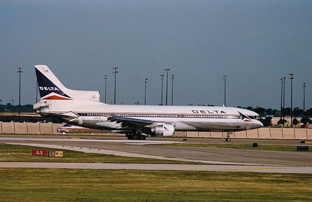 Lockheed L-1011 TriStar (N1738D) - Delta Airlines TriStar starting a takeoff roll at KDFW