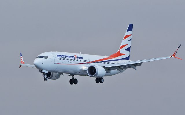 Boeing 737-800 (OK-SWE) - smartwings b737 max 8 ok-swe landing at shannon from warsaw 17/11/18.