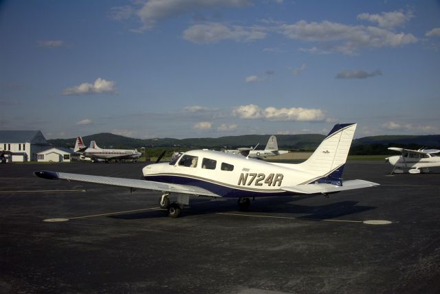 Piper Cherokee (N724R)