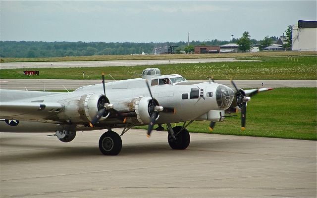 N5017N — - N5017N arriving KYNG from KOSH.