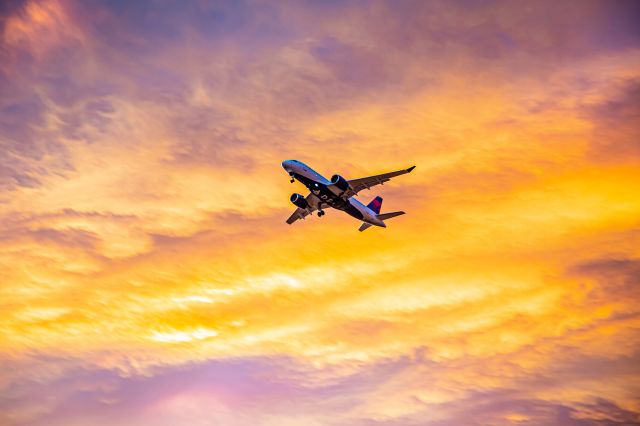 Airbus A220-100 —