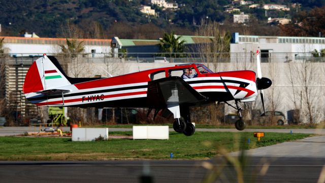 F-HYAC — - YAC 18T