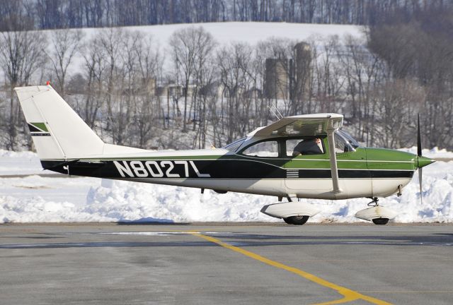 Cessna Skyhawk (N8027L) - Seen at KFDK on 2/20/2010    a href=http://discussions.flightaware.com/profile.php?mode=viewprofile&u=269247  [ concord977 profile ]/a