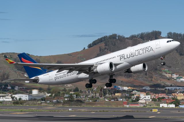 Airbus A330-300 (EC-OAQ)