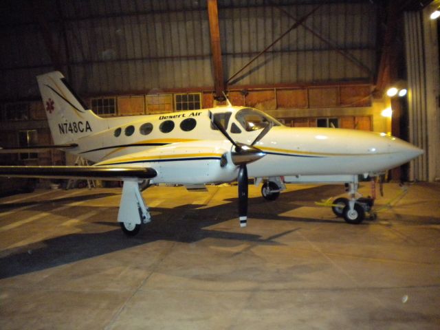 Cessna 421 (N748CA)
