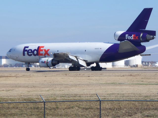 McDonnell Douglas DC-10 (N386FE) - Rolling out after a flight from SEA