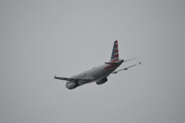 Airbus A320 (N661AW) - Departing KCLT on 3/22 for Kansas City