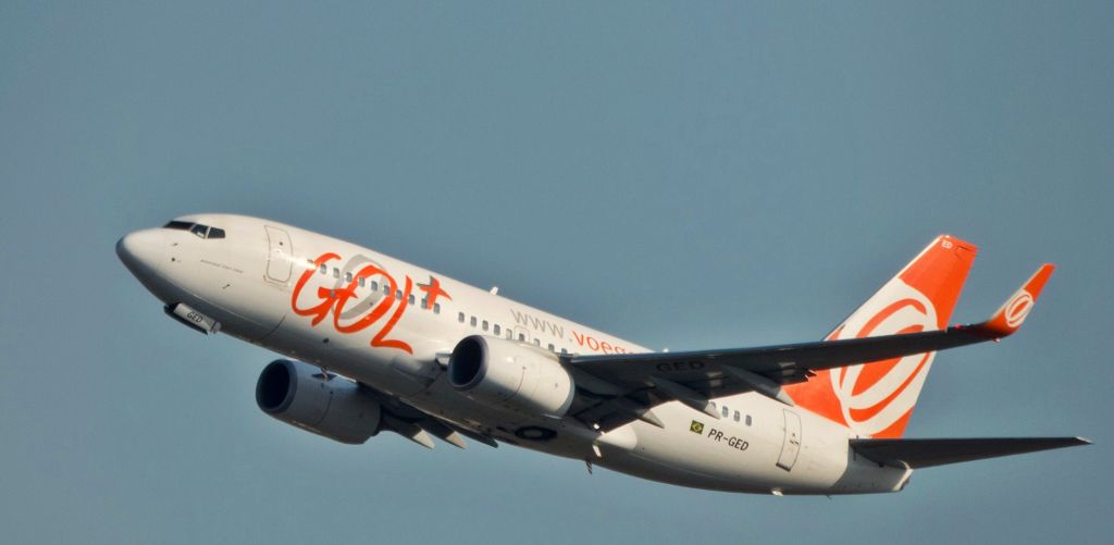 Boeing 737-700 (PR-GED)