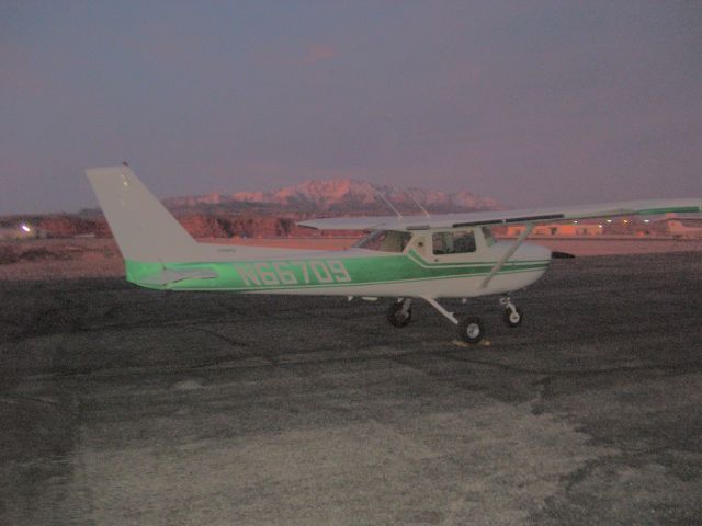 Cessna Commuter (N66709) - KSGU