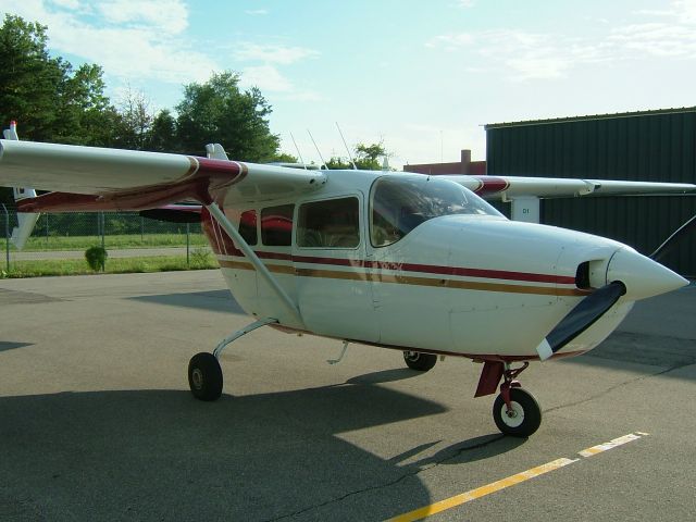 Cessna Super Skymaster (N4G) - Anthony Pingstons family taxi.