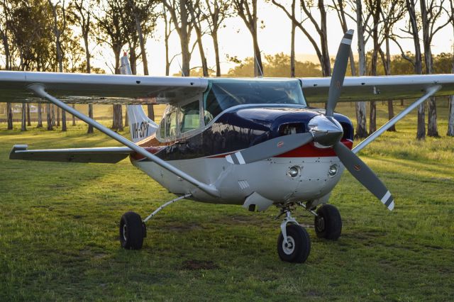 Cessna 206 Stationair (VH-SPI) - VH-SPI operating for Skydive Central Queensland at their dropzone on The Old Station 