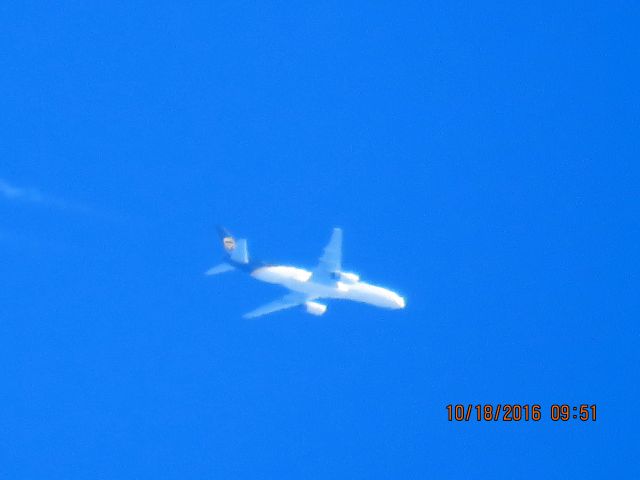 Boeing 757-200 (N464UP)