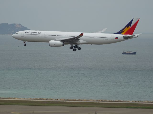 Airbus A330-300 (RP-C8766)