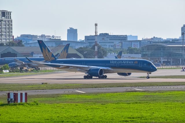 Airbus A350-900 (VN-A899)