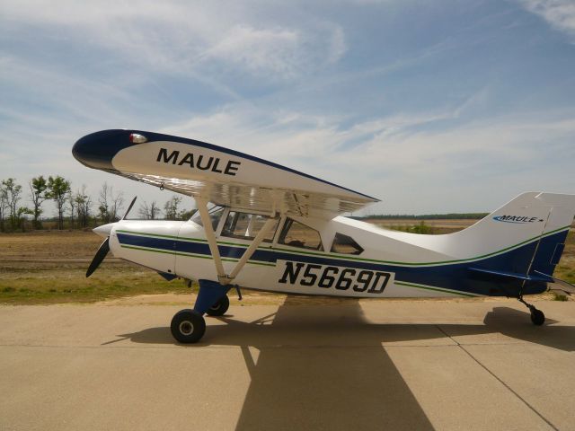 N5669D — - TIPPO, MS Private field