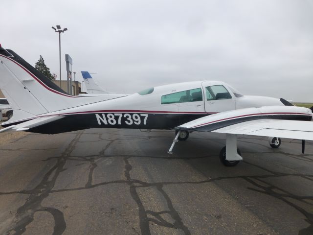 Cessna 310 (N87397)