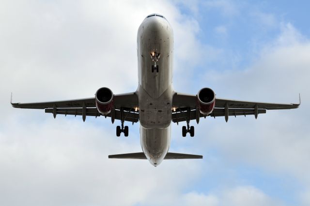 Airbus A321 (MU5635)