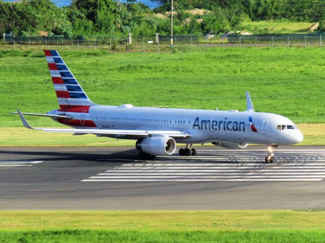 Boeing 757-200 (N189AN)