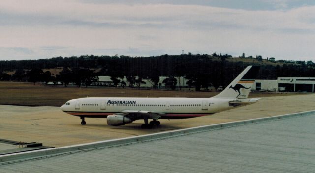 Airbus A300F4-200 (VH-TAC) - Taken from the observation deck at MEL about 1990. 