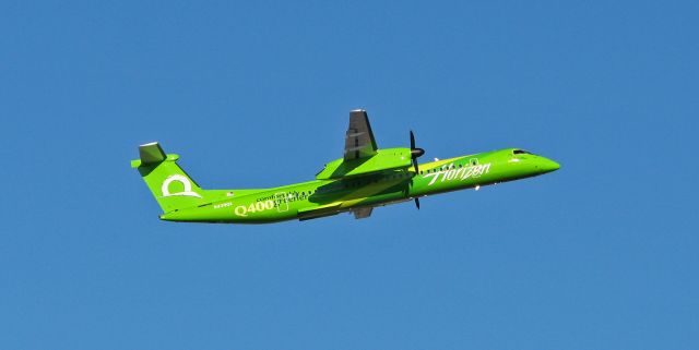 de Havilland Dash 8-400 (N439QX) - This photo, snapped exactly nine years ago today (on Aug 4, 2010) captures QXE's N439QX, which was one of two Horizon Dash 8s wearing the "Comfortably Greener" special livery, as it climbs up into a clear blue sky. A note of historic Horizon Air significance in this photo is the old tail scheme showing the "horizon." In the nine years since this photo was taken, some important changes have occurred at QX: a new livery, titles identifying the parent airline (Alaska) have been added on the fuselage, and new Embraer aircraft have been added to the fleet and are gradually replacing the Dash 8s. One thing; however, has not changed.  N439QX, now dressed in all new garb, is still performing daily revenue runs on QX routes.