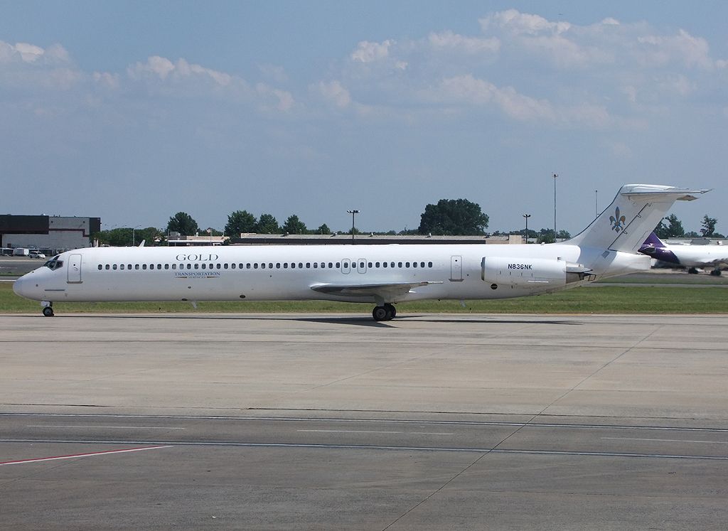 McDonnell Douglas MD-83 (N836NK) - Operating for Gold Transportation Services